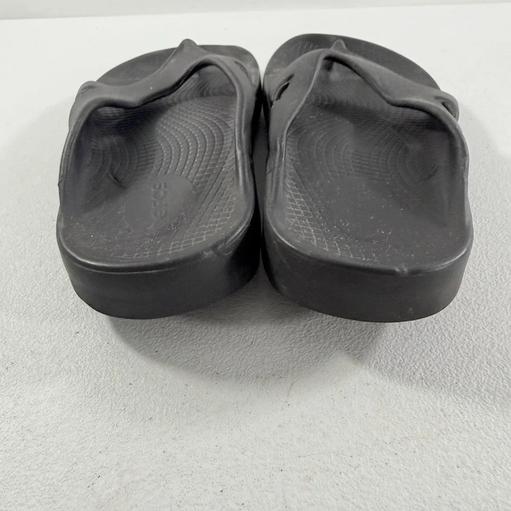 Oofos‎ Original Black Recovery Comfort Flip Flop Sandals Men's Size 8 Women's 10